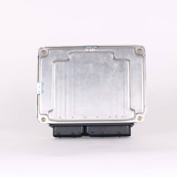 Engine control unit 0 281 010 823 | 8E0 907 401 D - Image 2