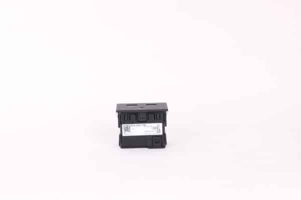 Sources externes USB, AUX, Media-IN    | 81A 035 736