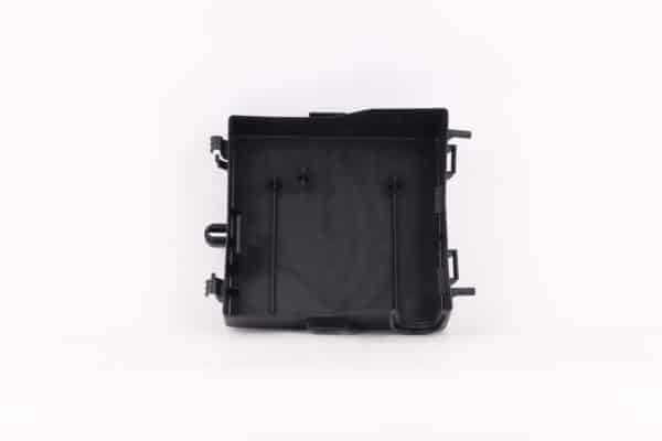 Diverses pièces plastiques, supports, etc…    | 8T0 035 619